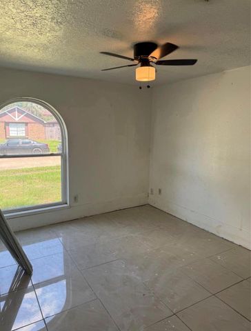 13907 Bearwood Road, Houston, TX 77038