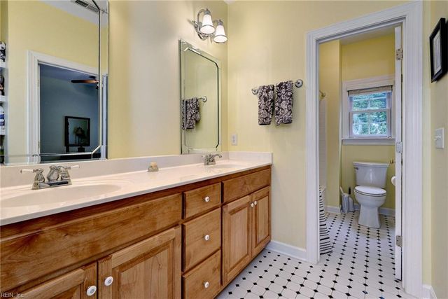 4052 Ambassador CIR, Williamsburg, VA 23188