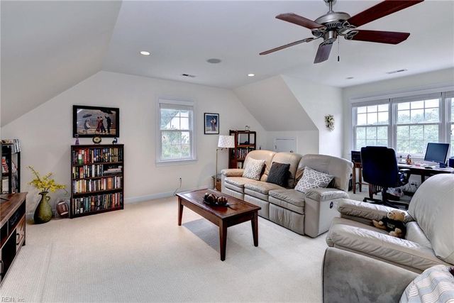 4052 Ambassador CIR, Williamsburg, VA 23188