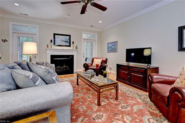4052 Ambassador CIR, Williamsburg, VA 23188