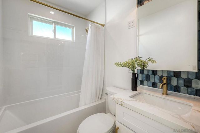 1226 8Th St, Imperial Beach, CA 91932