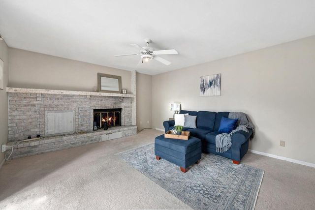 13005 W Scarborough DRIVE, New Berlin, WI 53151