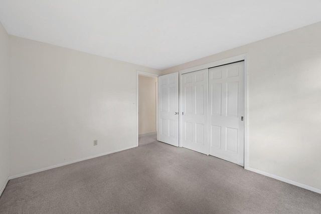 13005 W Scarborough DRIVE, New Berlin, WI 53151