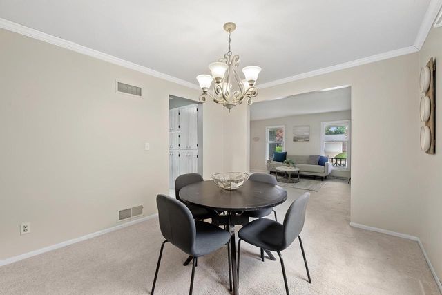 13005 W Scarborough DRIVE, New Berlin, WI 53151