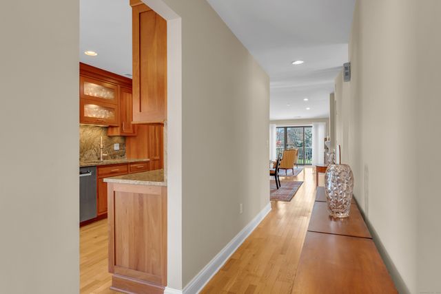 66 Turtle Bay Drive 66, Branford, CT 06405