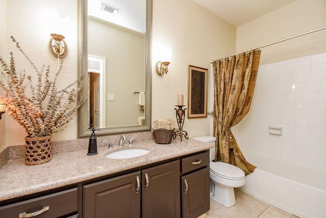 7206 Welshwood Lane, Sugar Land, TX 77479