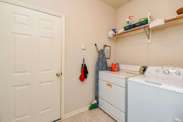 7206 Welshwood Lane, Sugar Land, TX 77479