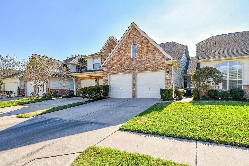 7206 Welshwood Lane, Sugar Land, TX 77479