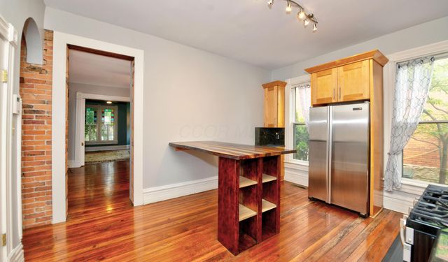 952 Neil Avenue, Columbus, OH 43201