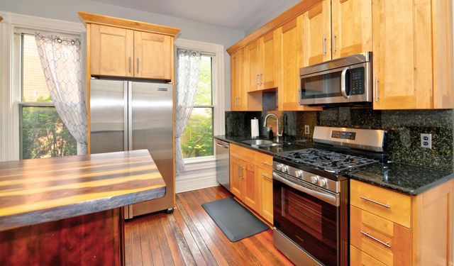 952 Neil Avenue, Columbus, OH 43201