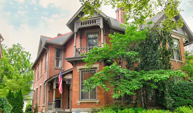 952 Neil Avenue, Columbus, OH 43201
