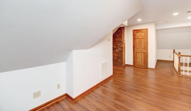 952 Neil Avenue, Columbus, OH 43201