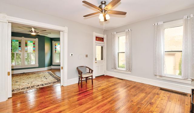 952 Neil Avenue, Columbus, OH 43201