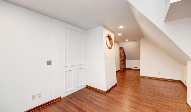 952 Neil Avenue, Columbus, OH 43201