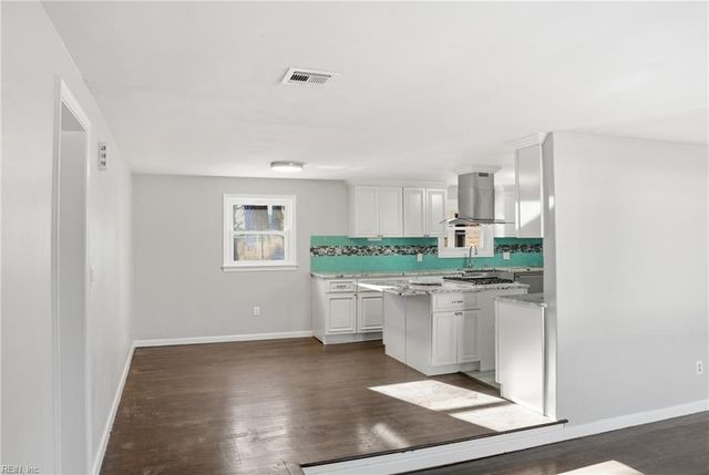 1032 Dulcie AVE, Virginia Beach, VA 23455