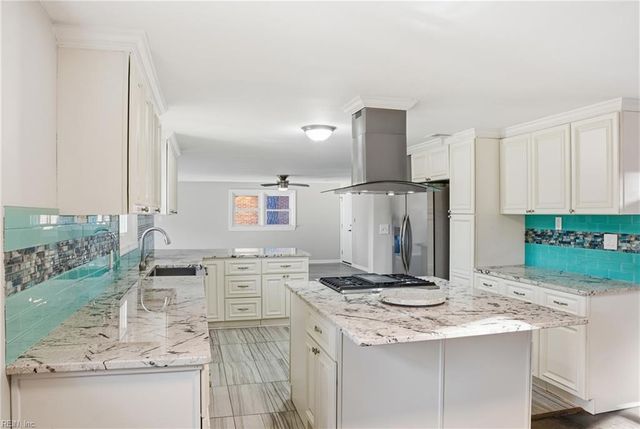 1032 Dulcie AVE, Virginia Beach, VA 23455