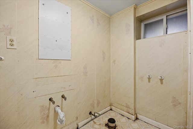 57-43 64th Street, Maspeth, NY 11378