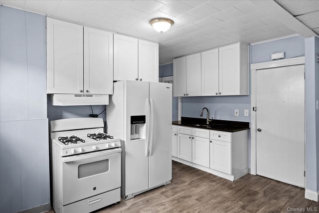 57-43 64th Street, Maspeth, NY 11378