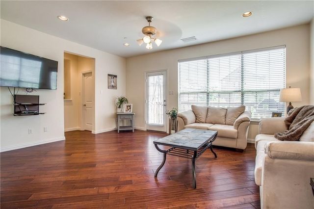 1531 Biltmore Lane, Irving, TX 75063