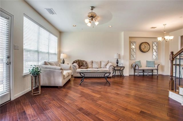 1531 Biltmore Lane, Irving, TX 75063