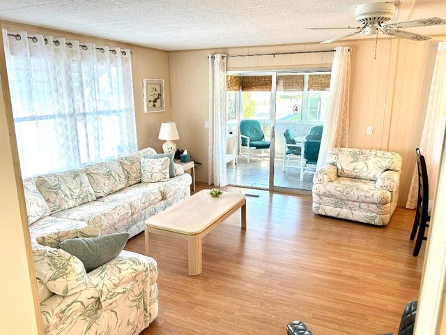 39012 Gayle Bay, Boynton Beach, FL 33436