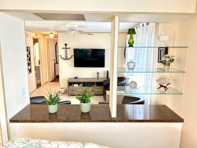 39012 Gayle Bay, Boynton Beach, FL 33436