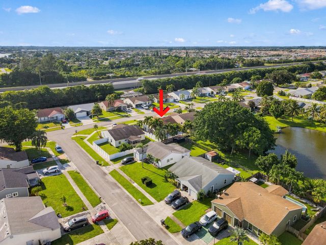 5215 W Canal Circle, Lake Worth, FL 33467