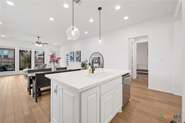 655 Vireos Street, New Braunfels, TX 78132