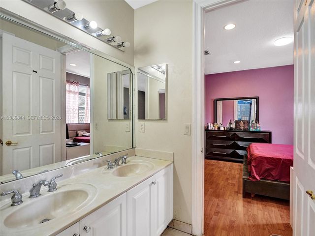 19462 Saturnia Lakes Drive, Boca Raton, FL 33498