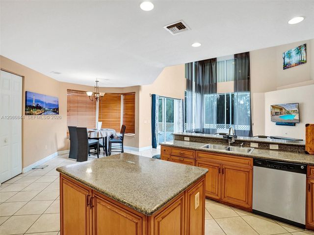 19462 Saturnia Lakes Drive, Boca Raton, FL 33498