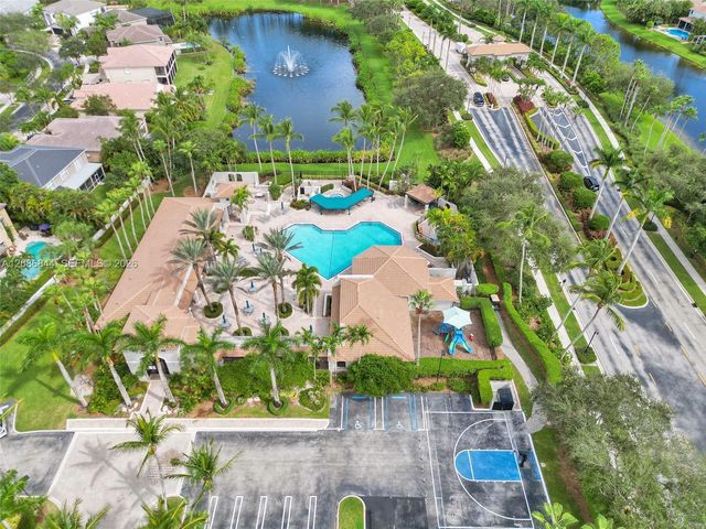 19462 Saturnia Lakes Drive, Boca Raton, FL 33498