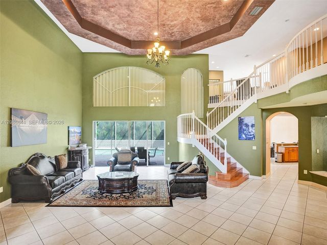19462 Saturnia Lakes Drive, Boca Raton, FL 33498