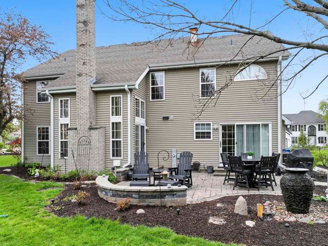 1455 Polo Drive, Bartlett, IL 60103