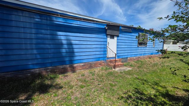 1805 Mango Street NE, Palm Bay, FL 32905