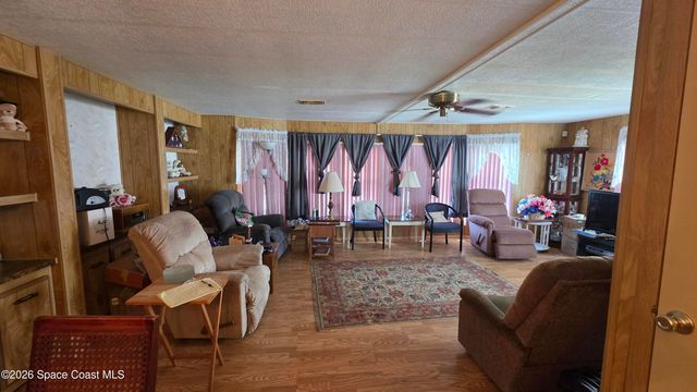 1805 Mango Street NE, Palm Bay, FL 32905