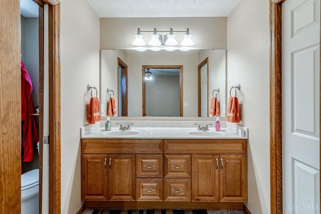 4175 Whitetail Drive, West Harrison, IN 47060