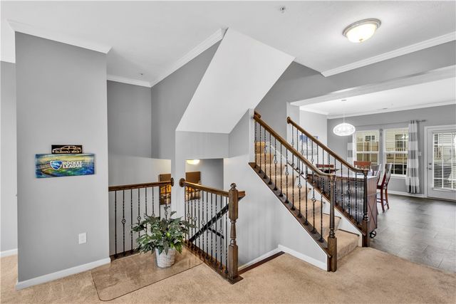 1304 Pointe View Dr, Adams Twp, PA 16046