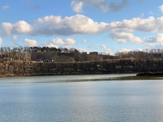 1836 Ferry Road, Somerset, KY 42503