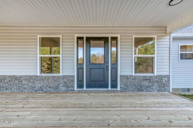 1105 Laurelwood Lane, Mountain City, TN 37683