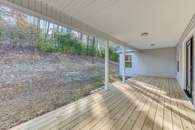 1105 Laurelwood Lane, Mountain City, TN 37683