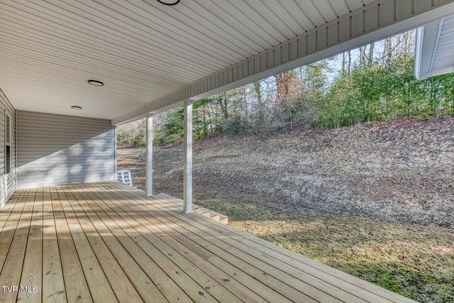 1105 Laurelwood Lane, Mountain City, TN 37683