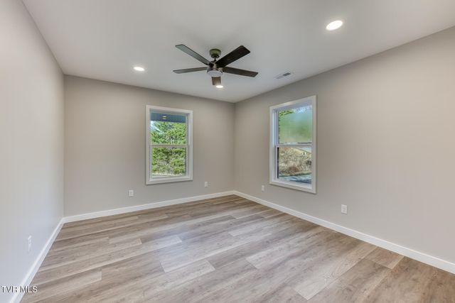 1105 Laurelwood Lane, Mountain City, TN 37683