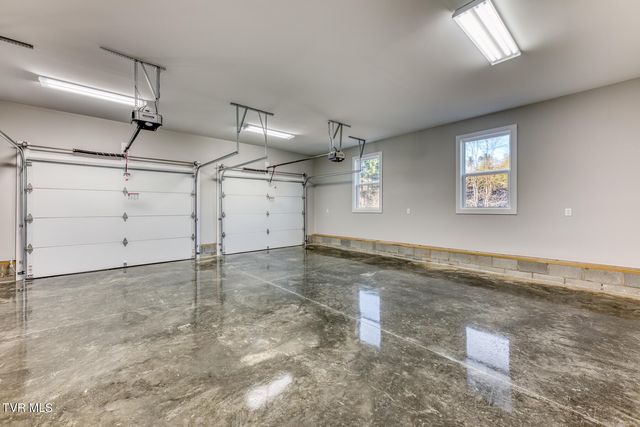 1105 Laurelwood Lane, Mountain City, TN 37683