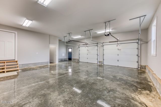 1105 Laurelwood Lane, Mountain City, TN 37683