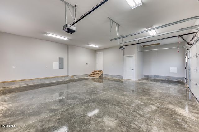 1105 Laurelwood Lane, Mountain City, TN 37683