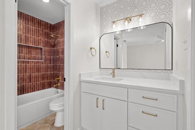 1804 Cinnamon PATH, Austin, TX 78704