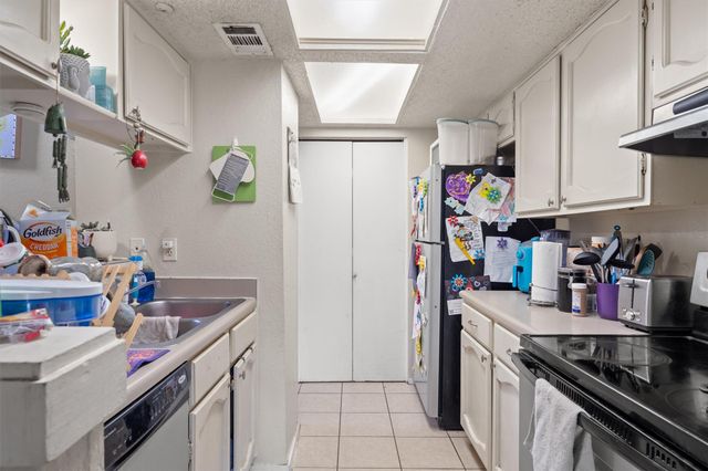 1804 Cinnamon PATH, Austin, TX 78704