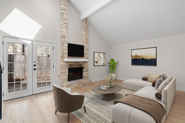 1804 Cinnamon PATH, Austin, TX 78704