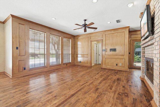 2272 Hollyhill Lane, Denton, TX 76205