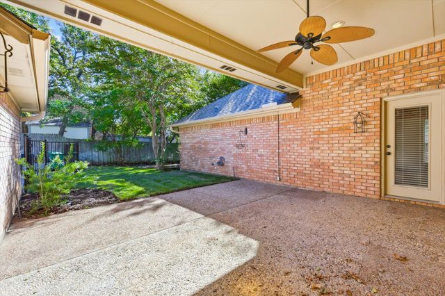 2272 Hollyhill Lane, Denton, TX 76205